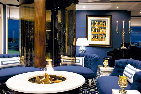 River Queen Gallery Image